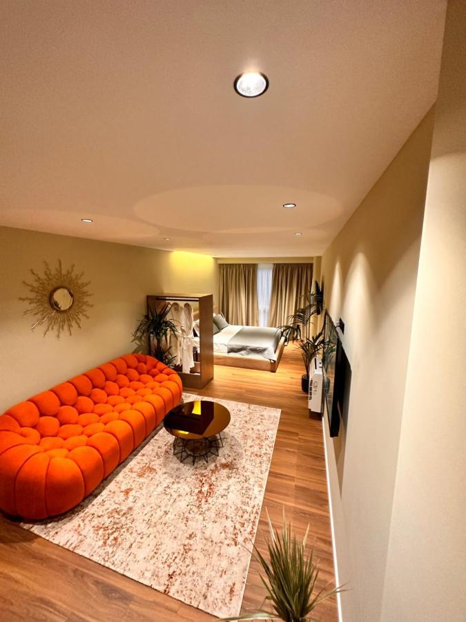 Aia Suites & Apartments Tirana Exterior foto